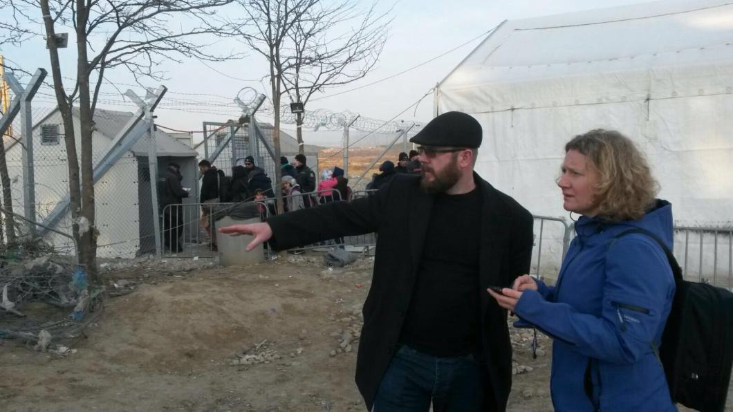 Sargentini bezoekt vluchtelingencentrum in Macedonië Sargentini bezoekt vluchtelingencentrum in Macedonië